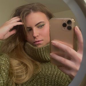 Meet your Posher, Madeleine